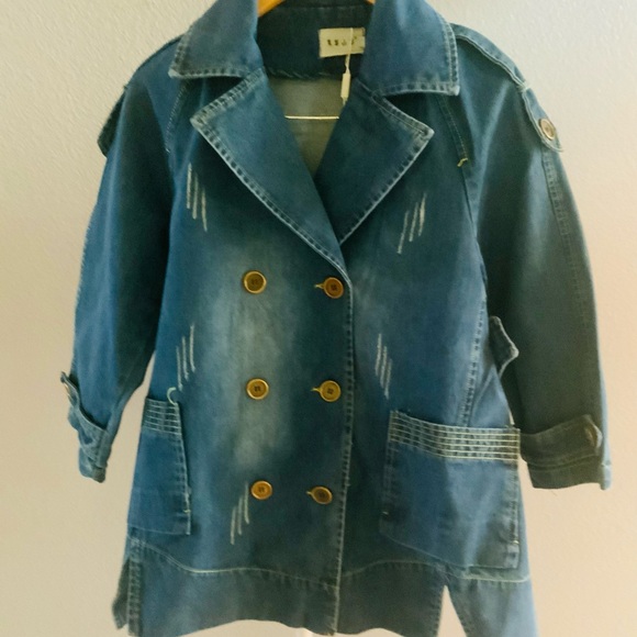 Stylish jacket with a dark denim finish that has a worn-in, distressed look. - Picture 1 of 12